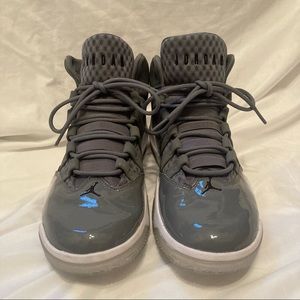 Nike Jordan Max Aura Cool Grey AQ9084-010 US 8